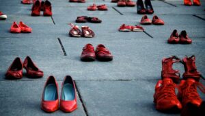 Scopri di più sull'articolo Scarpe rosse