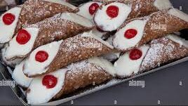 Scopri di più sull'articolo Sua Maestà: il cannolo siciliano